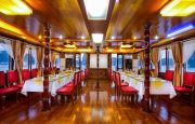 Cruise restaurant