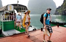 Floating fishing village