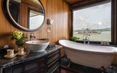 Bathroom with bathtub