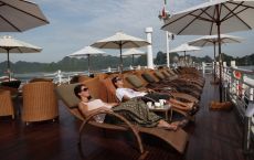 Cruise sundeck