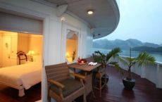 Long Quan Suite Terrace Balcony