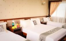 Triple 3 single beds