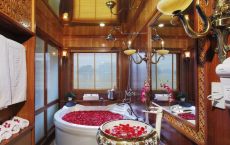 Bathroom-Royal Suite Cabin