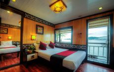 Suite connecting upper floor