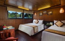 Family Triple Cabin Ocean View