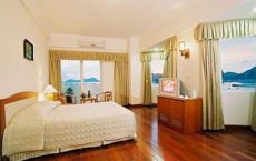 Hotel in Cat Ba sland