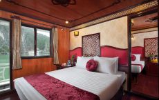 Family Connecting balcony