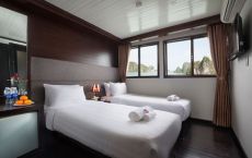Twin bed Sea View