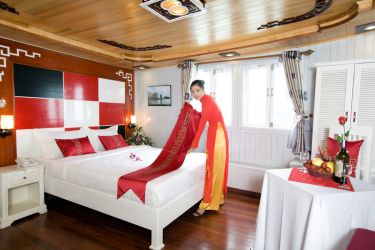 Legacy Legend Cruise