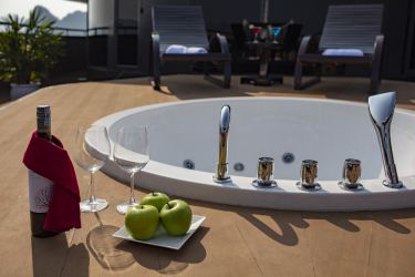 Scarlet Pearl Cruise