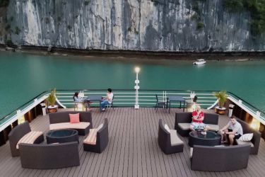 Halong Serenity Cruises