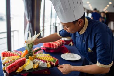 Alisa Cruise Halong Bay