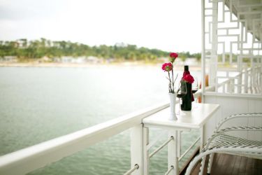 Apricot Cruise Halong Bay