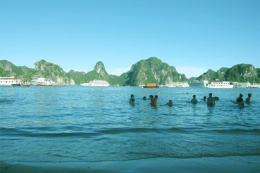 Halong Elizabeth Sails