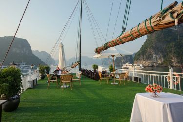 Flamingo Cruise Halong