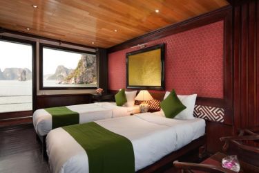 Garden Bay Premium Cruise