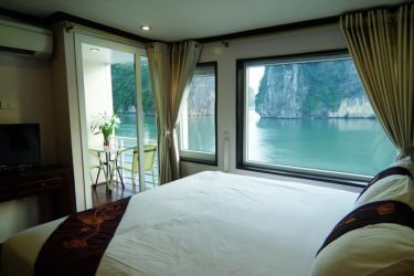 Huong Hai Sealife Cruise