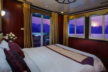 Monkey Island Cruise