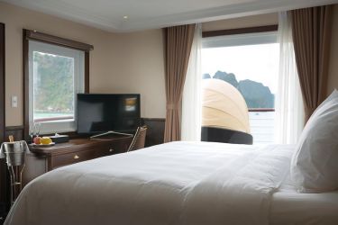 Paradise Elegance Cruise