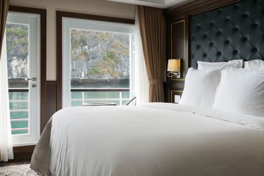 Paradise Elegance Cruise