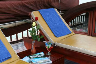 L’Amour Junk 1 cabin