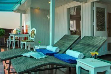 Signature Royal Cruise