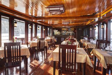 Swan Cruise Bai Tu Long