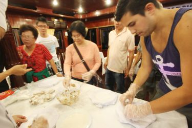 Valentine Junk 5 cabins