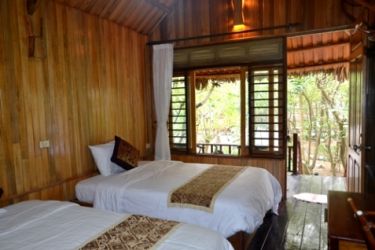 Halong Fantasea Cruise