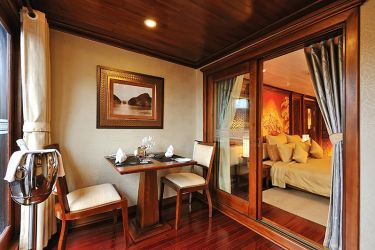 Paradise Peak Cruise