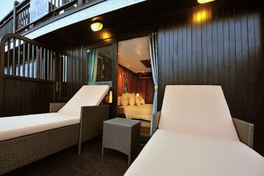 Paradise Peak Cruise