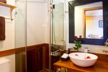 Mila cruise (Luxury Pelican Cruise)