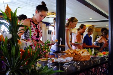 Mila cruise (Luxury Pelican Cruise)