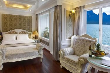 Halong Signature Cruise