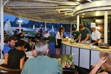 Halong Starlight Cruise