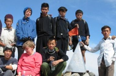 Fansipan-local villages (1night on mountain-1 night hotel in Sapa Town)