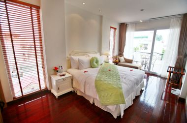 Sweet Honeymoon-Couples(4 days/3nights - 1 night on boat - 2 nights at hotel in Hanoi)