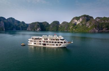 Alisa Cruise Halong Bay