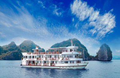 Cristina Diamond Cruise