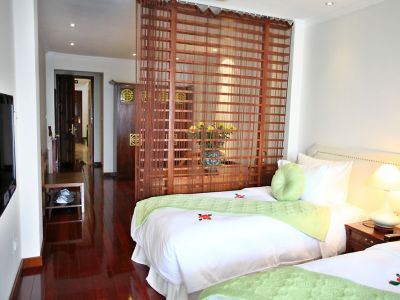 Family suite private balcony