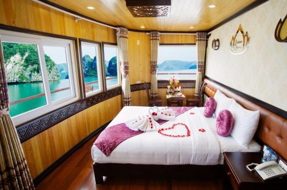 Suite Panoramic Window & Private Balcony