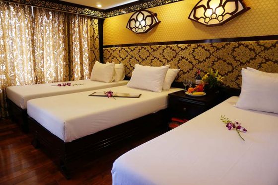 Deluxe triple - 3 single beds