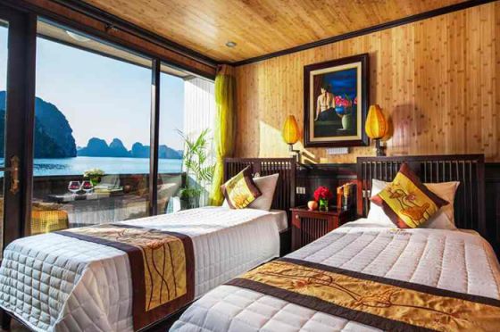 Luxury Twin bed private balcony-Lower deck