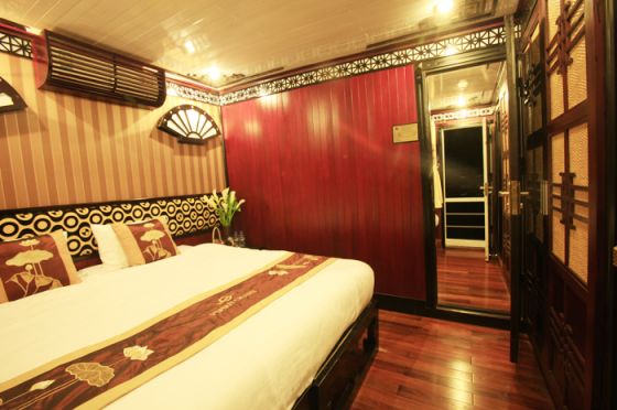 Family Connecting Ocean View